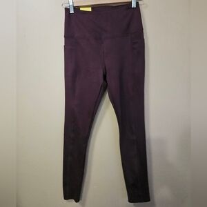 NWT Danskin High Rise Bonded Leggings Women's Size S Burgundy